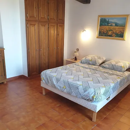 アパート Charmante Maison De Village Au Coeur Du Luberon Pierrevert