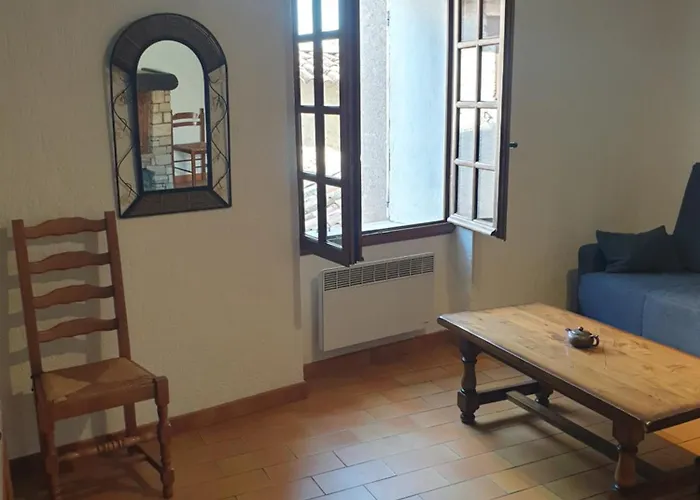 Charmante Maison De Village Au Coeur Du Luberon Pierrevert